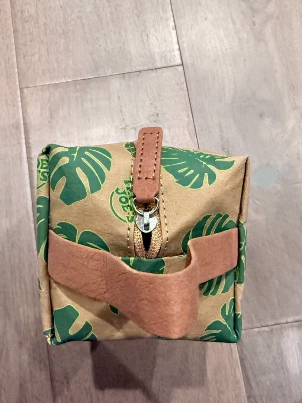 NWOT Trader Joe's Monstera Leaf Pouch Dopp Kit Toiletry Bag - Picture 6 of 6